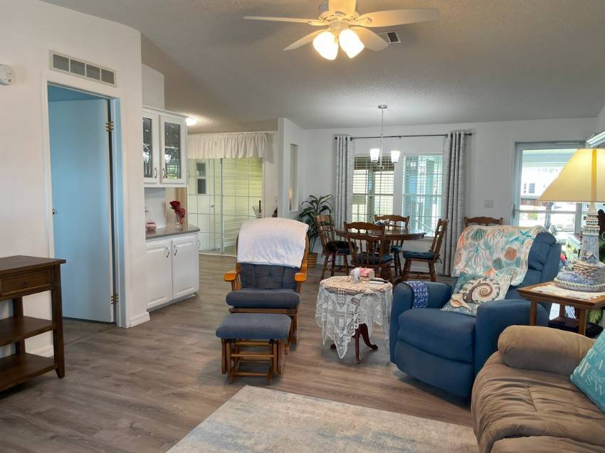 2408 Crooked Stick Drive a Winter Haven, FL Mobile or Manufactured Home for Sale